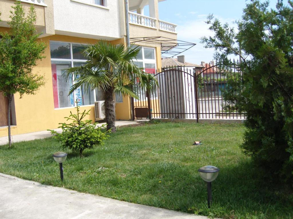 Kirovi House - Guest Rooms Tsarevo Exterior foto